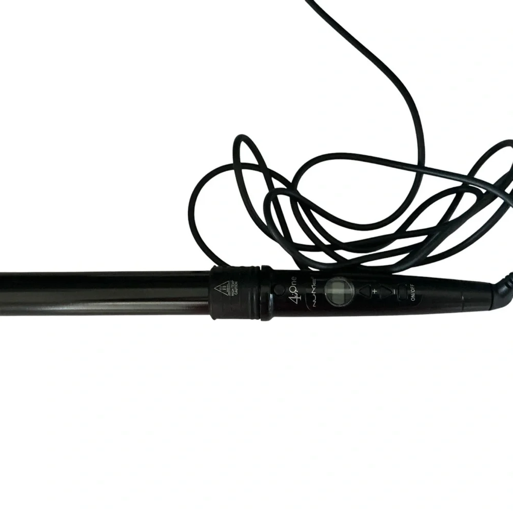 NuMe Black hair Curling Wand